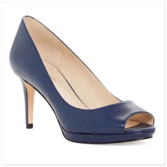 nine west navy blue heels